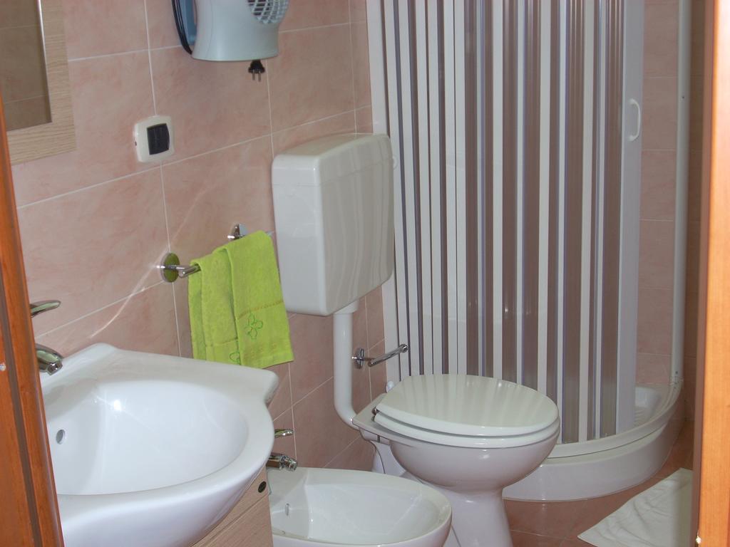 Bed and Breakfast Eurelios Adrano Habitación foto